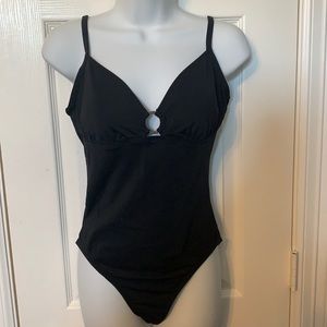 Cute black one piece bathing suit. 🖤🏝️